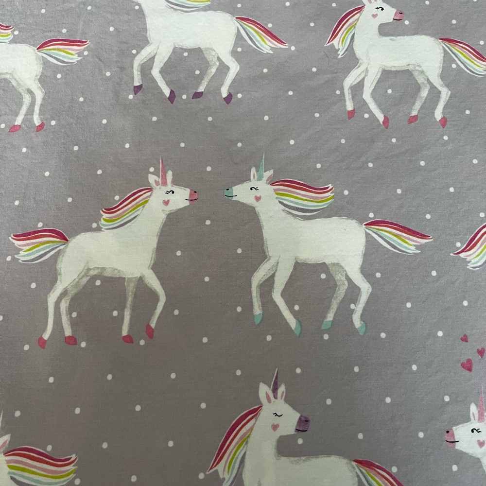 Pottery Barn Kids Duvet Rainbow Unicorn Print in lavender